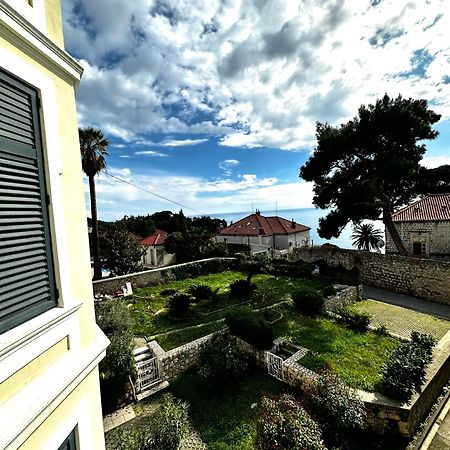 Two-Bedrooms Apartment With Balcony And Sea View,Near Old Town Dubrovnik Eksteriør bilde