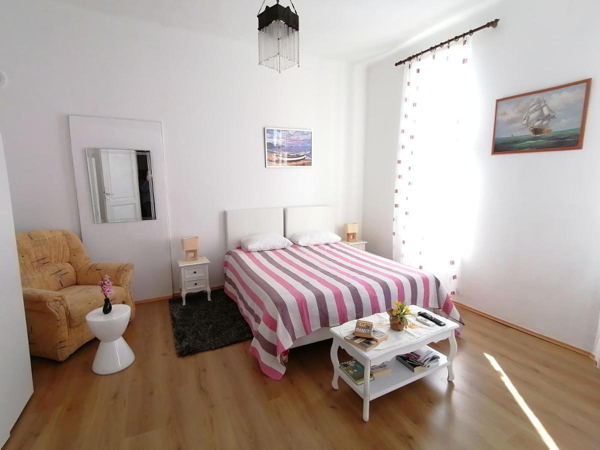 Two-Bedrooms Apartment With Balcony And Sea View,Near Old Town Dubrovnik Eksteriør bilde